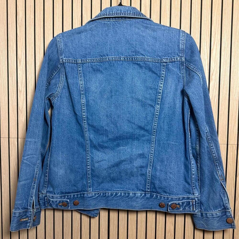 220 Madewell Classic Denim Jacket in Light Wash (Medium, EUC) $130 Retail - Picture 2 of 4